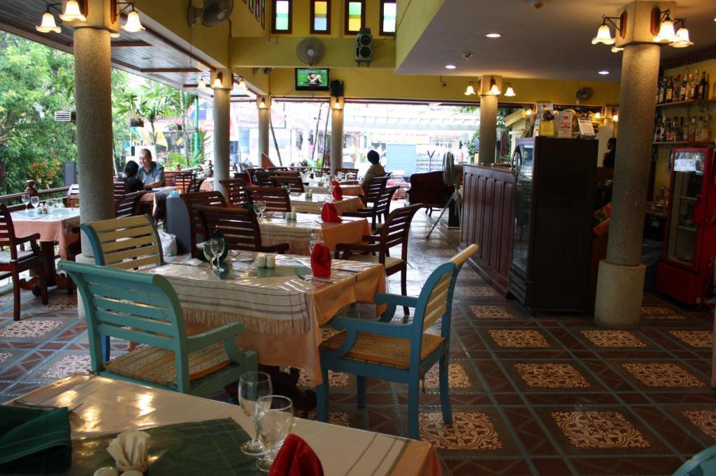 Andatel Grande Patong Phuket Restaurant bilde